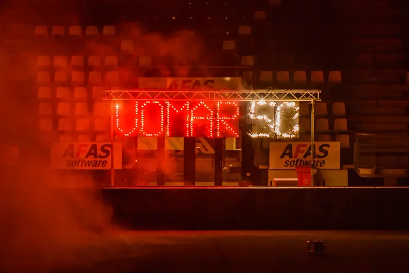 Vomar Voordeelmarkt Jubileum met vuurwerk boven het stadion in AZ Stadion, Alkmaar, sfeerbeeld 5